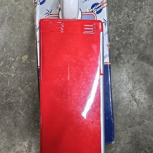 Enesco Texaco Fire Chief Gas Pump Ceramic Collectible Savings Bank - Picture 4 of 5